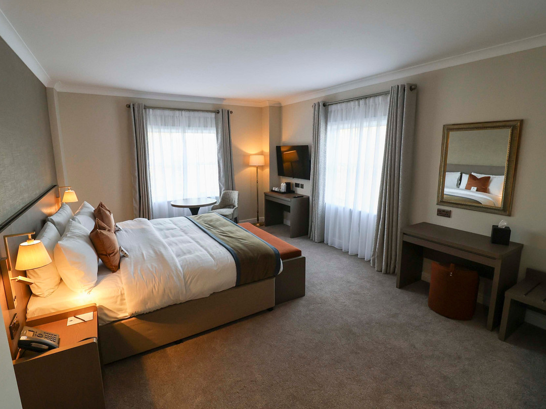 Nuremore Estate by McGettigan's主图