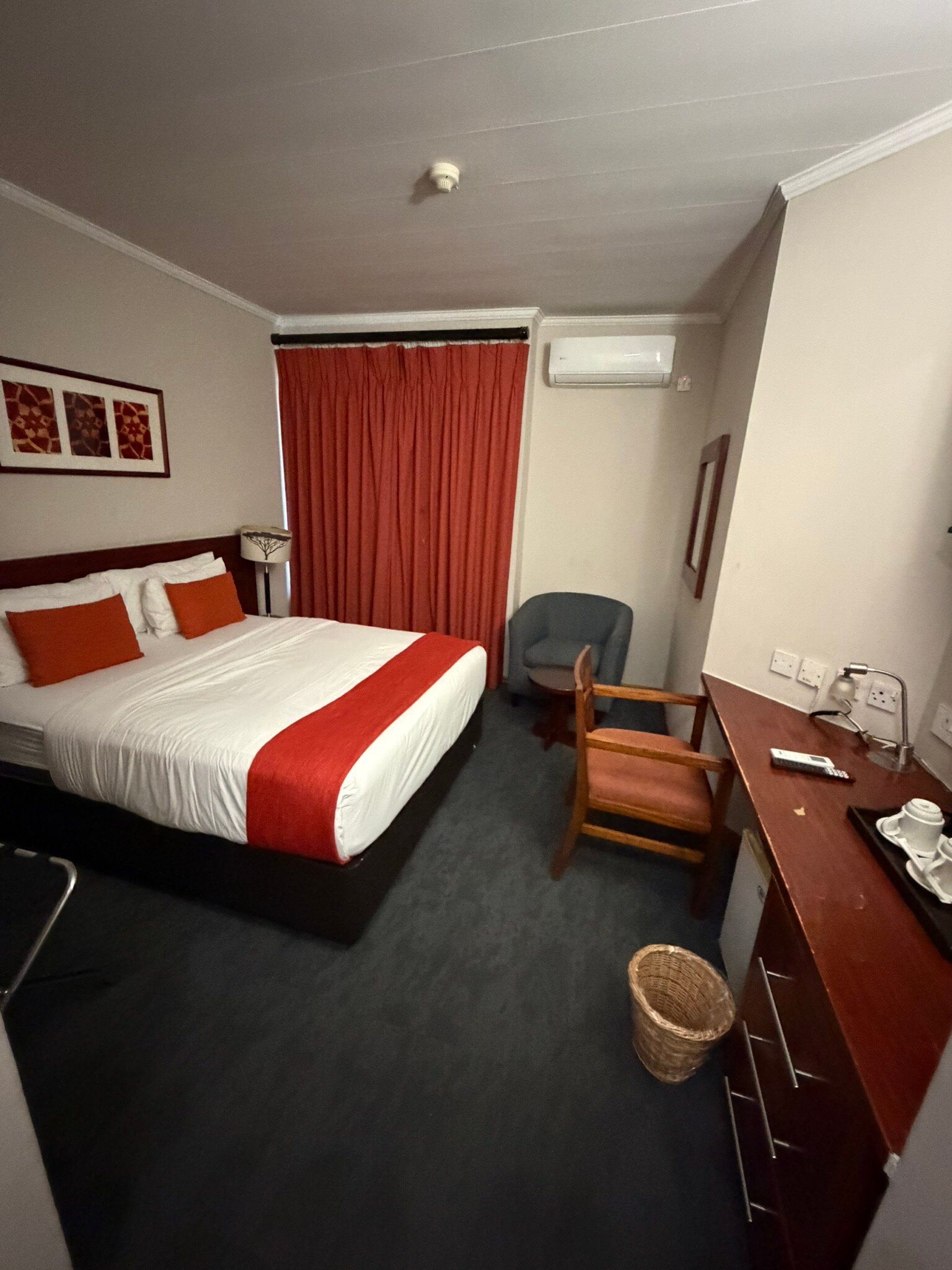 克雷斯塔波萨洛酒店-官方