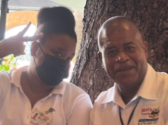 Marks Tours-奥乔里奥斯必去景点