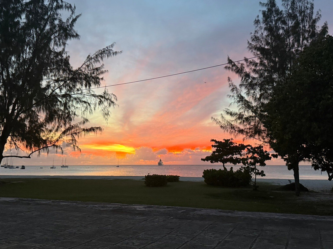 Browne's Beach-布里奇顿必去景点