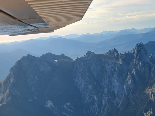 Island Scenic Flights-布鲁尼岛必去景点