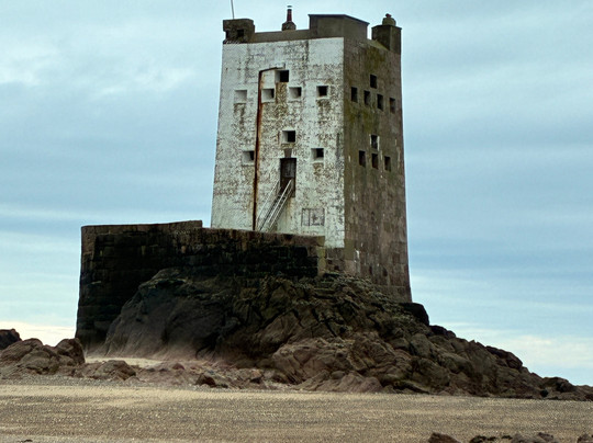 Jersey Walk Adventures-St. Helier必去景点