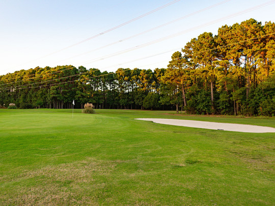 Holly Ridge Golf Course and Driving Range-Harbinger必去景点