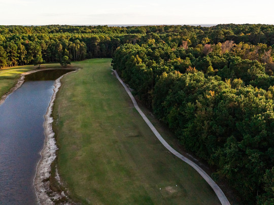 Holly Ridge Golf Course and Driving Range-Harbinger必去景点