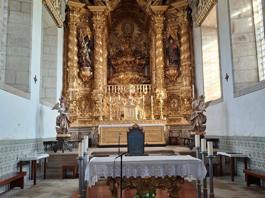 Mosteiro de Bustelo-Penafiel必去景点