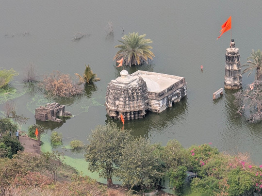 Lonar crater lake-Lonar必去景点
