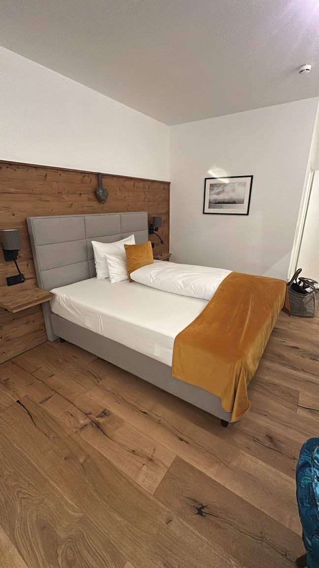 特洛法尔酒店-官方