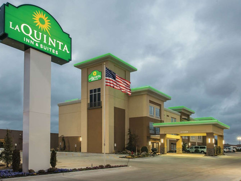 伊尼德拉昆塔温德姆套房酒店主图