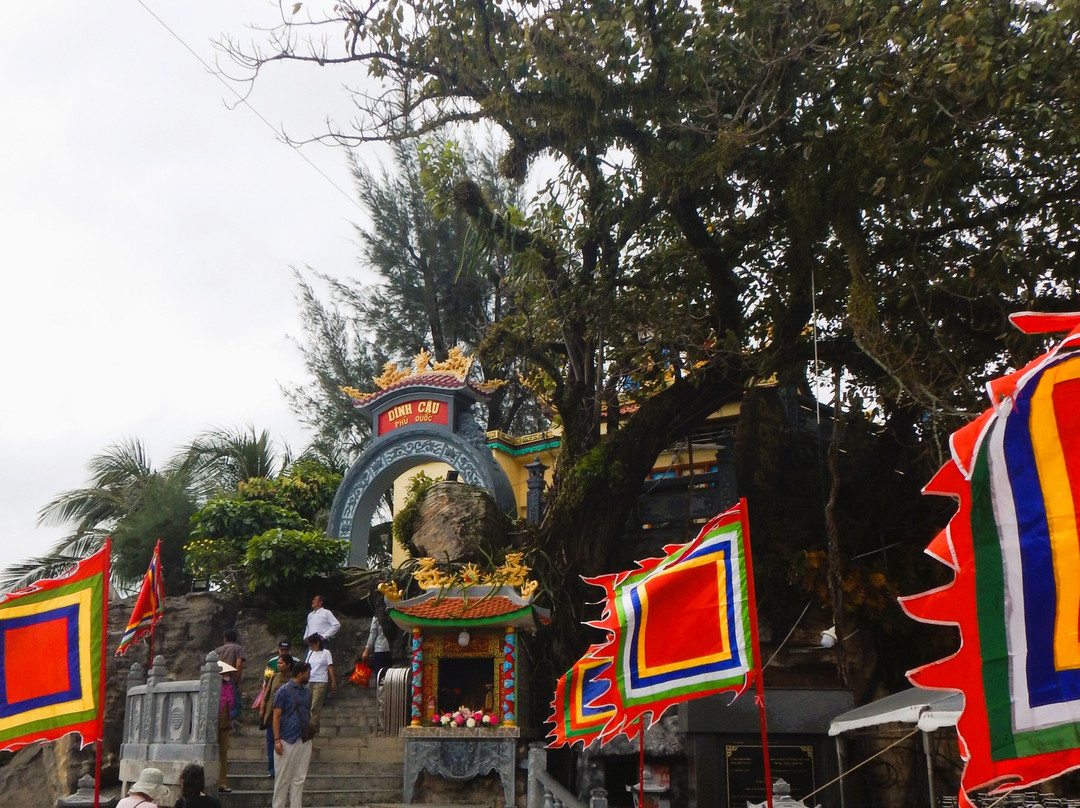 Dinh Cau Rock (cau Temple)-富国岛必去景点