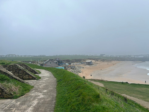 费斯切尔海滩-纽奎必去景点