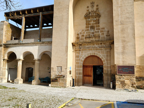 阿尔坎塔拉修道院酒店主图