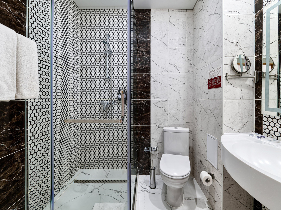 艾莎比比酒店和水疗中心主图