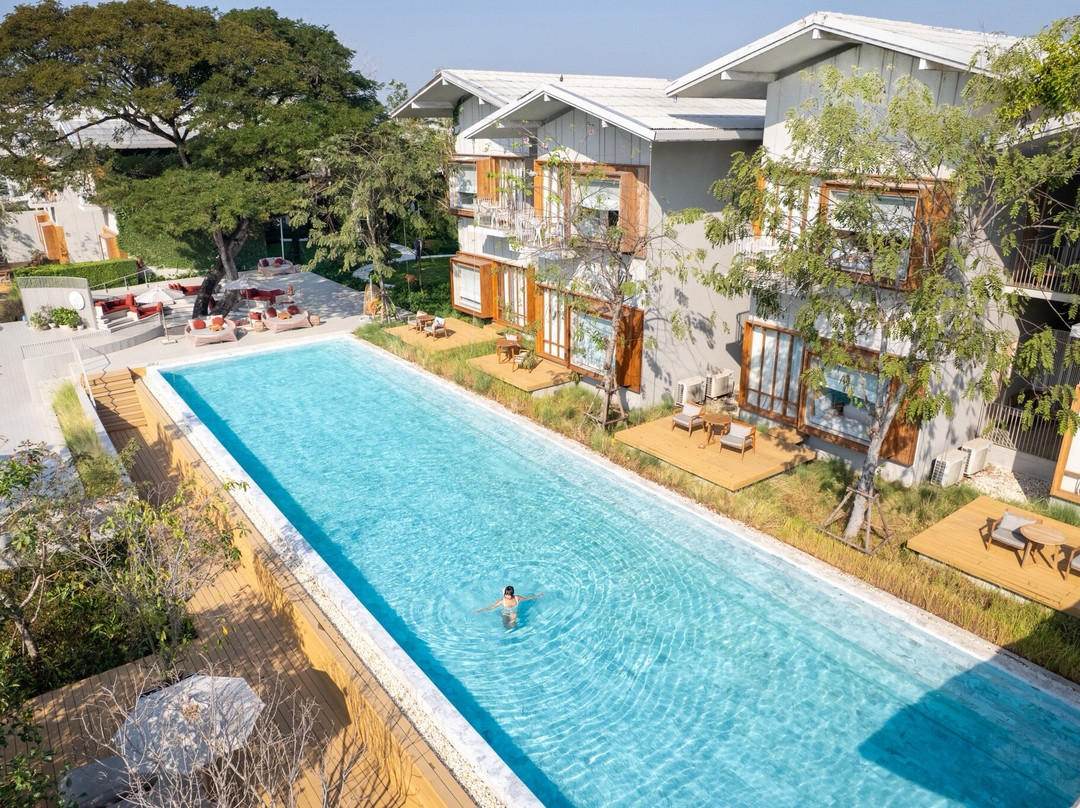 萨拉邦巴印酒店主图