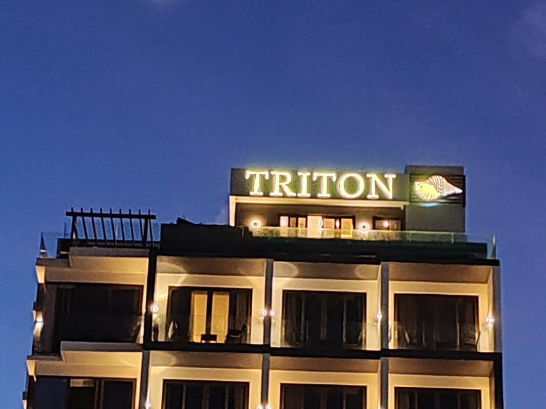 特里顿威望海景水疗酒店主图