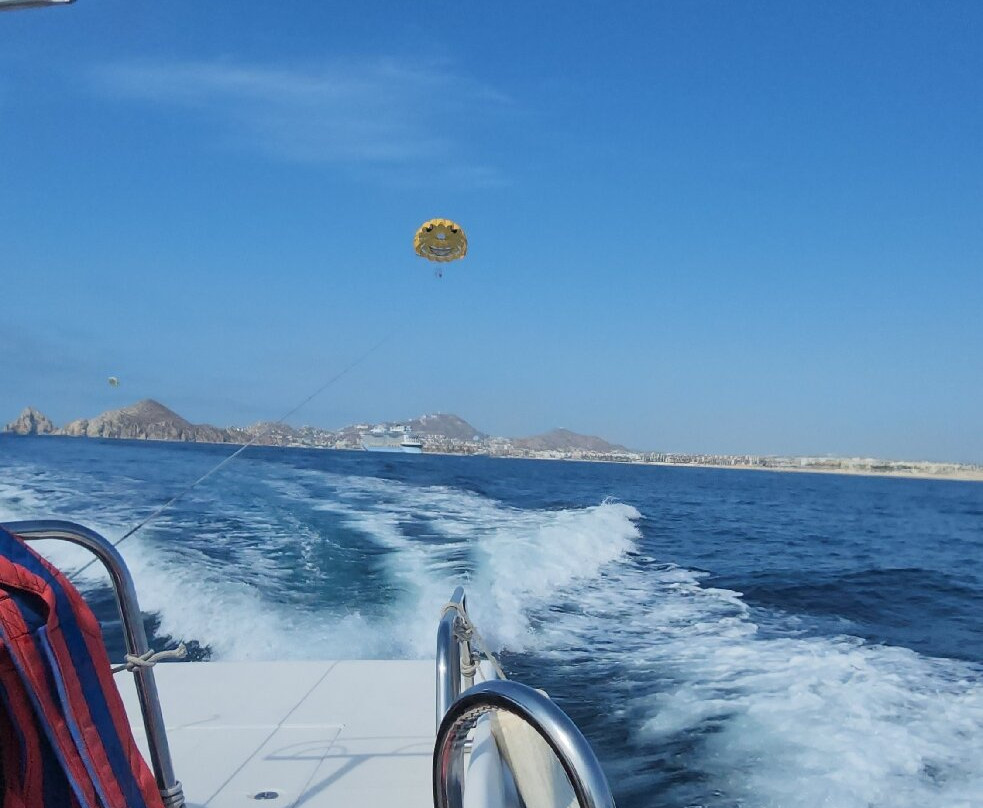Happy Flights Cabo Parasailing-卡波圣卢卡斯必去景点