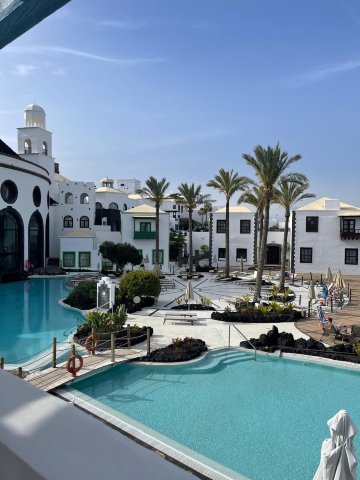 兰萨罗特火山酒店-泳池