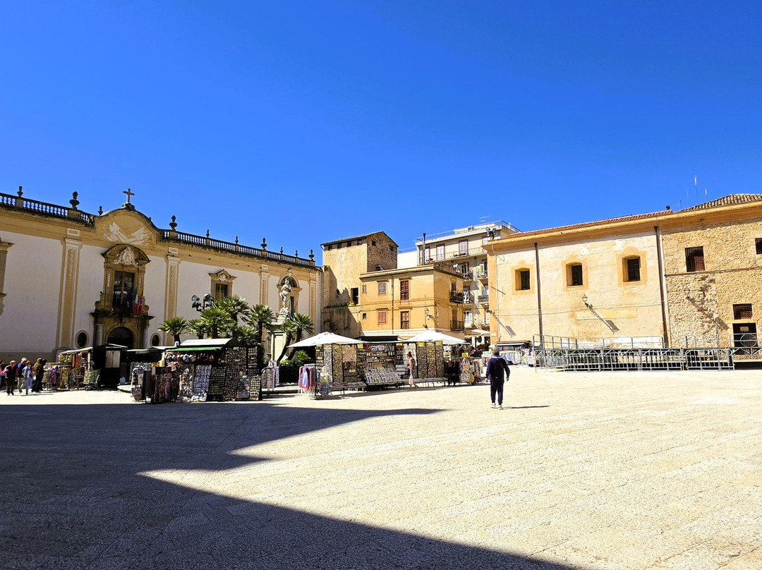 Piazza Guglielmo II-Monreale必去景点