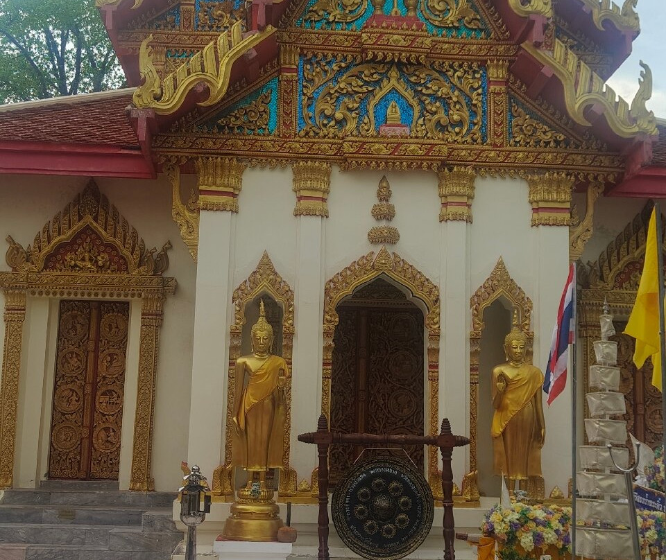 Wat Okat Si Bua Ban-佛统必去景点