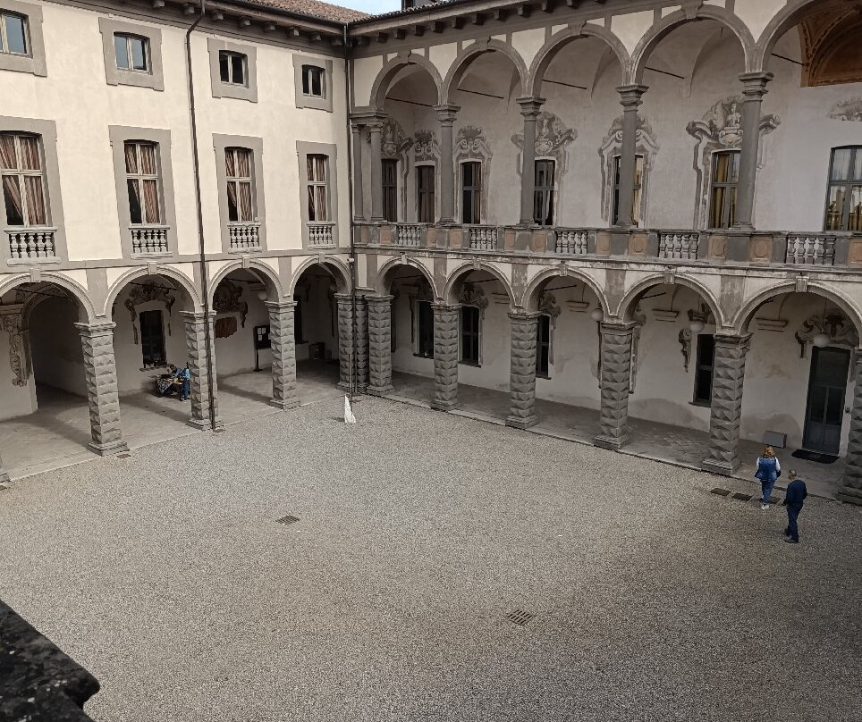 Palazzo Visconti-Brignano Gera d'Adda必去景点