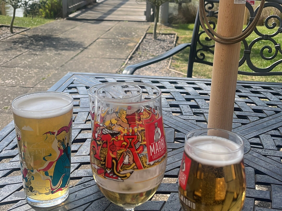 剑桥钟楼水疗酒店主图