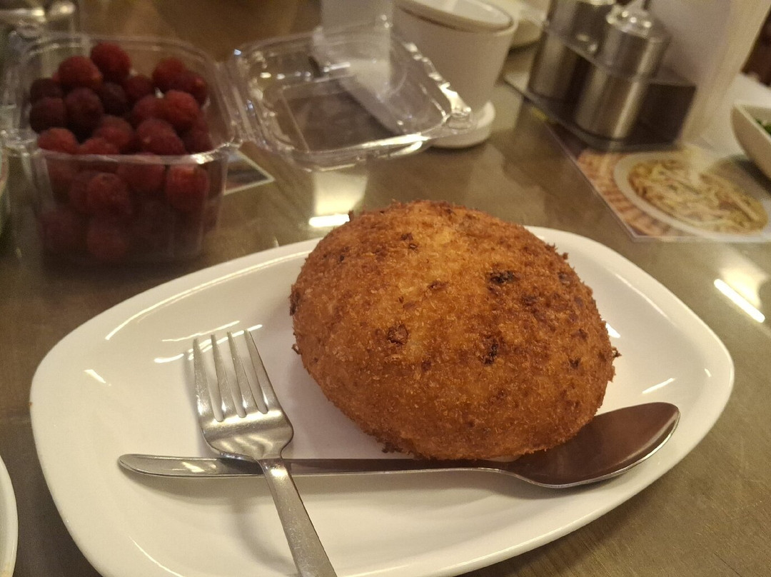 伊思酒店主图
