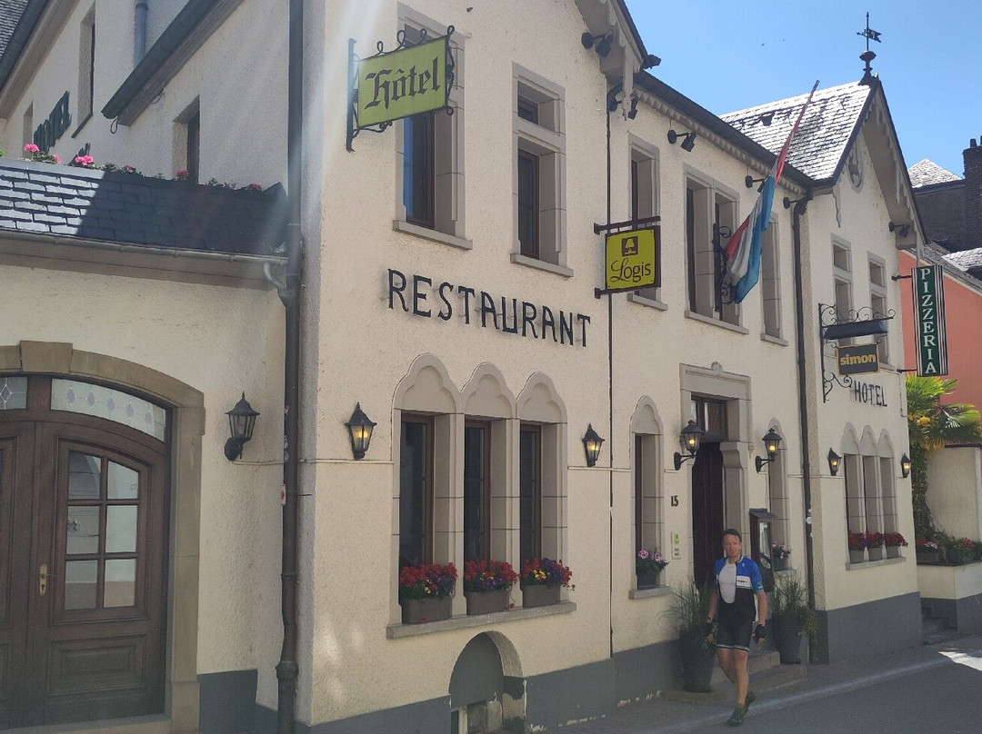 佩特里餐厅酒店主图