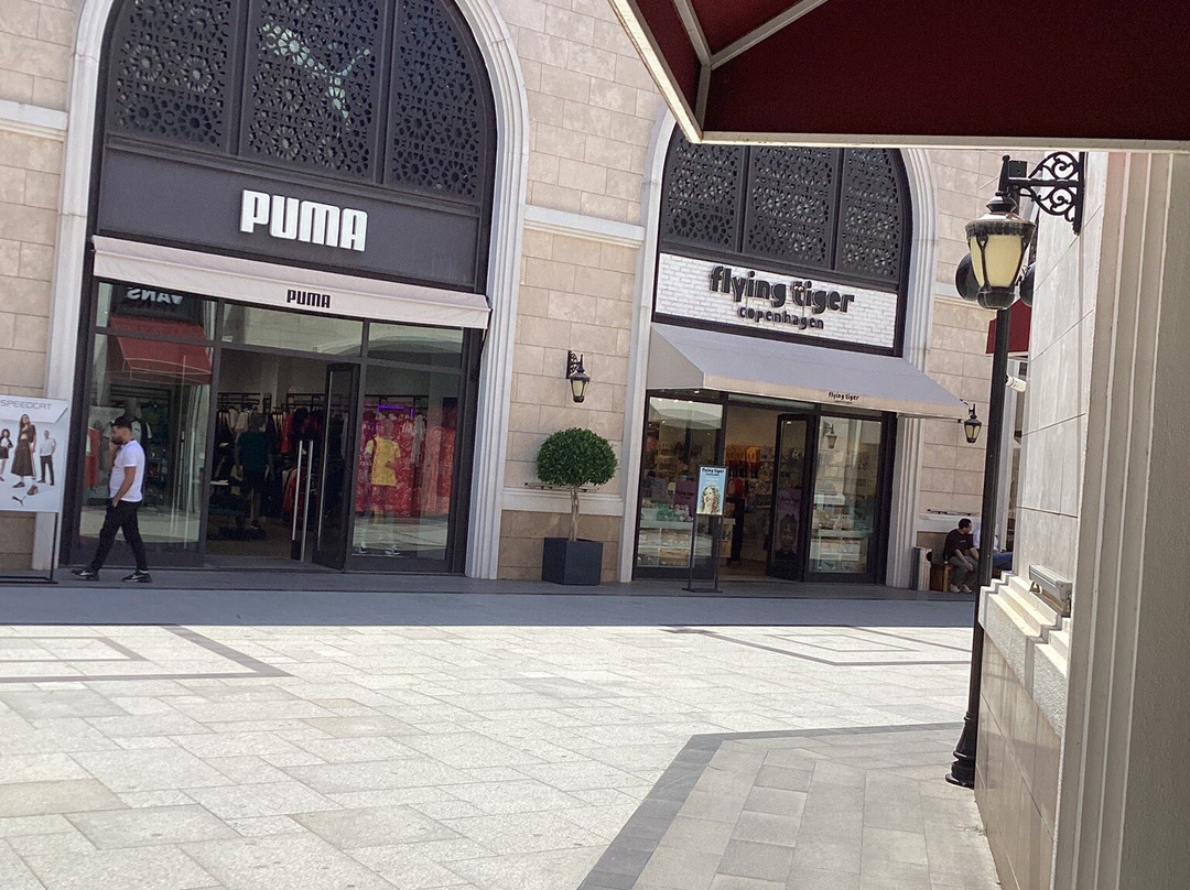 The Land of Legends Shopping Avenue-安塔利亚必去景点