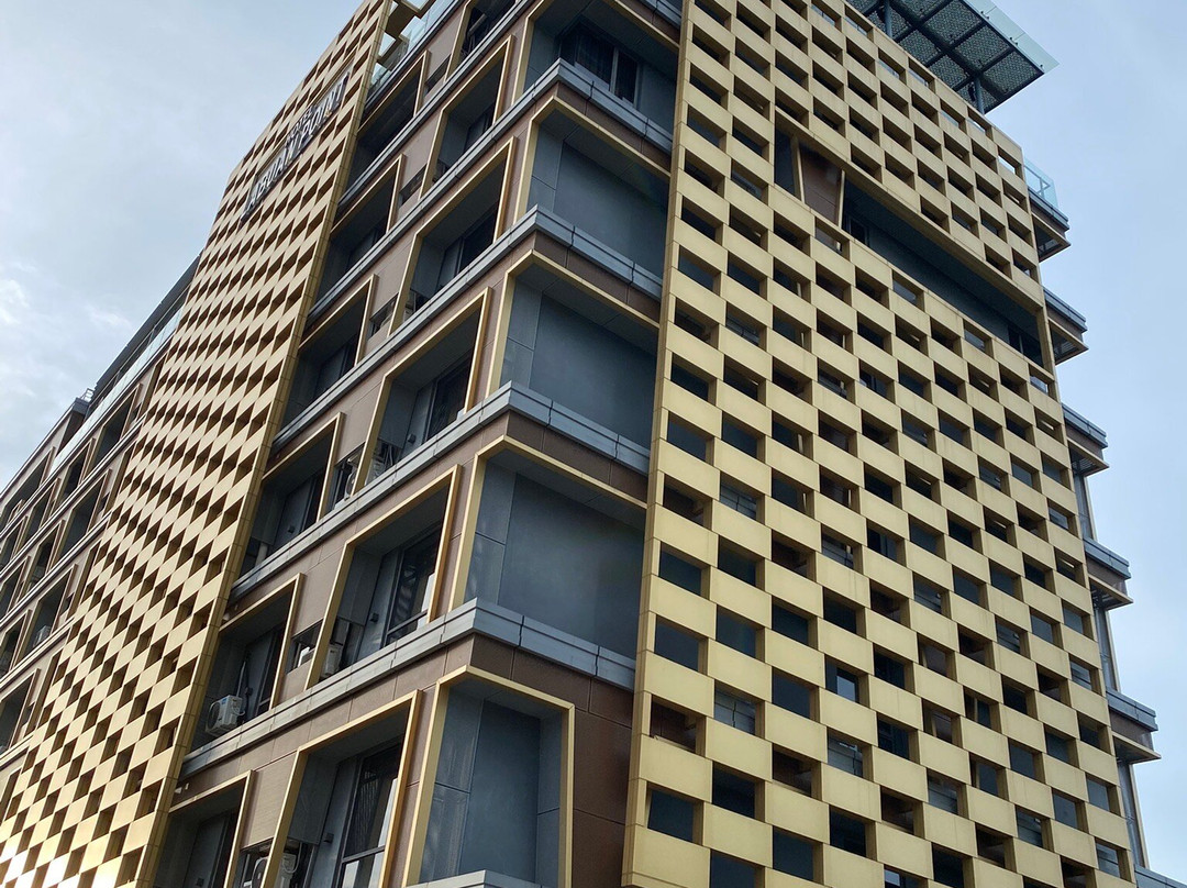 拉布安普安酒店主图
