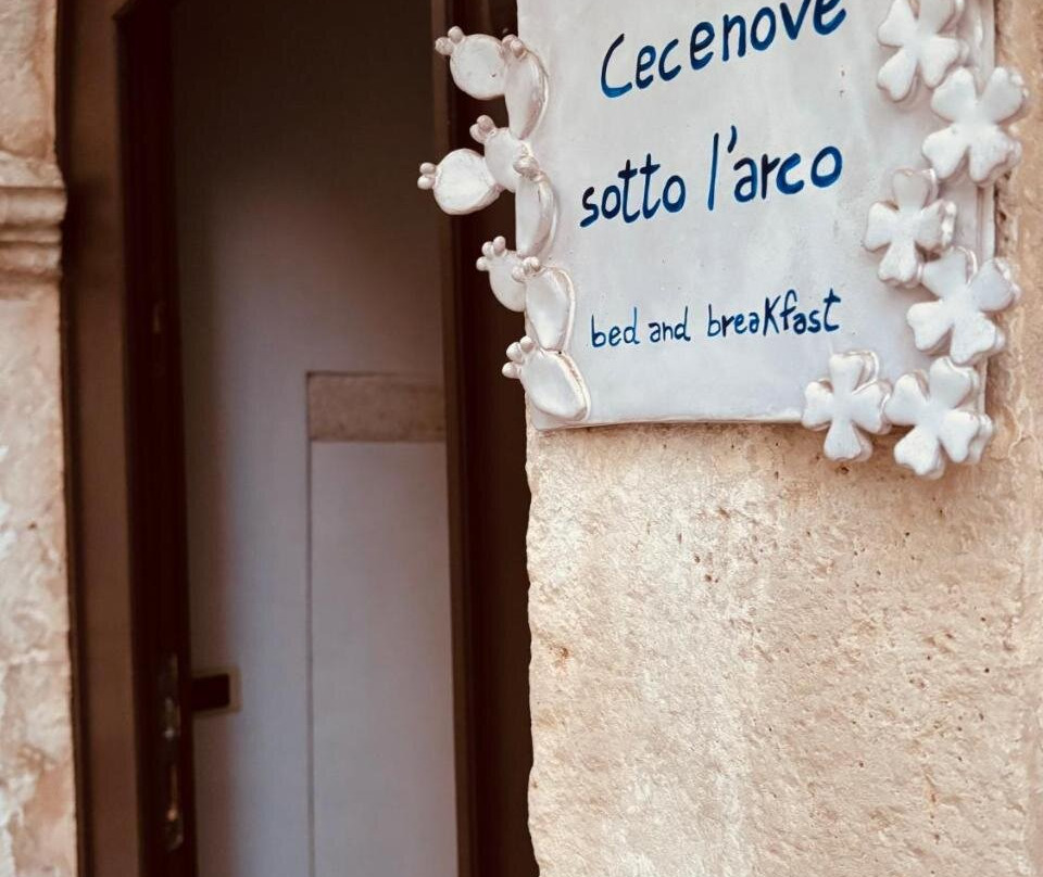 Cece Nove - Sotto l'Arco