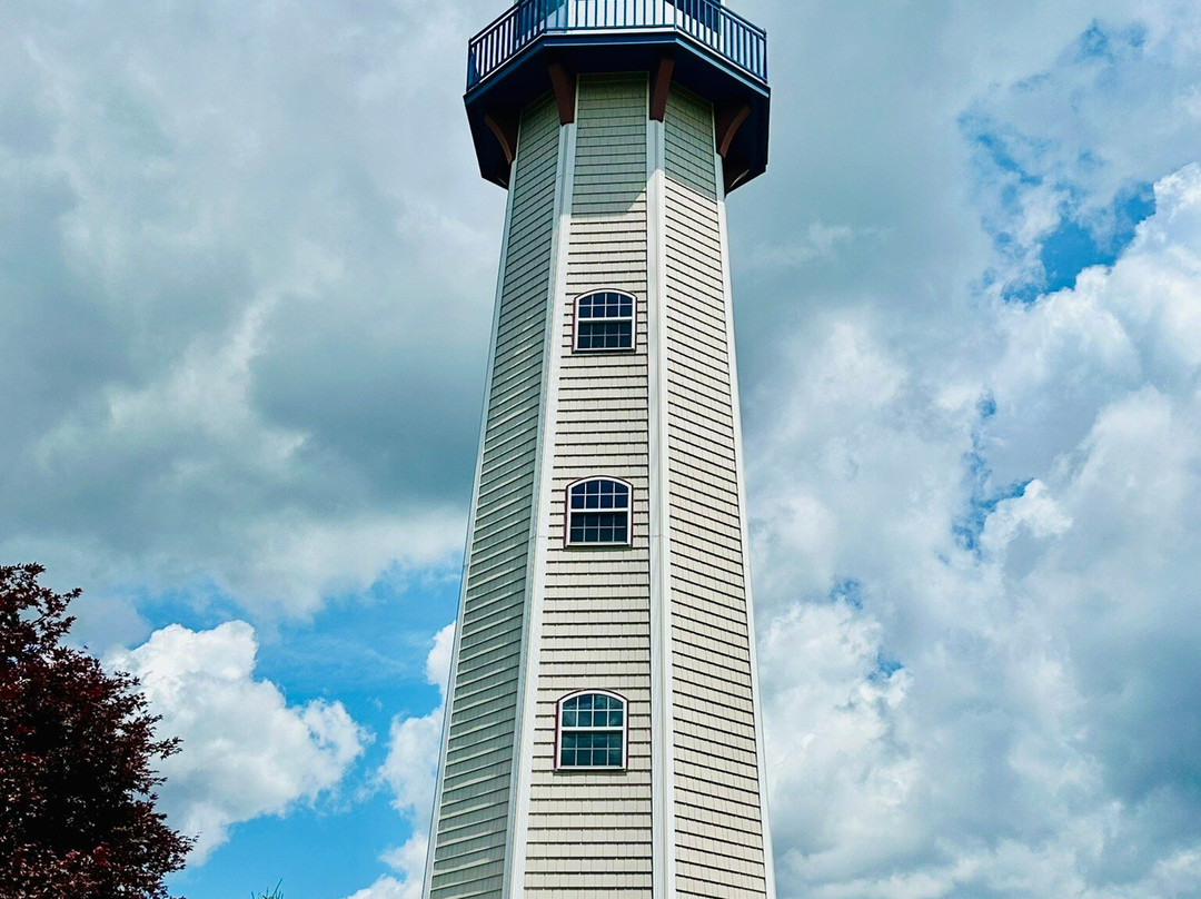 Sherman Memorial Lighthouse-Tionesta必去景点