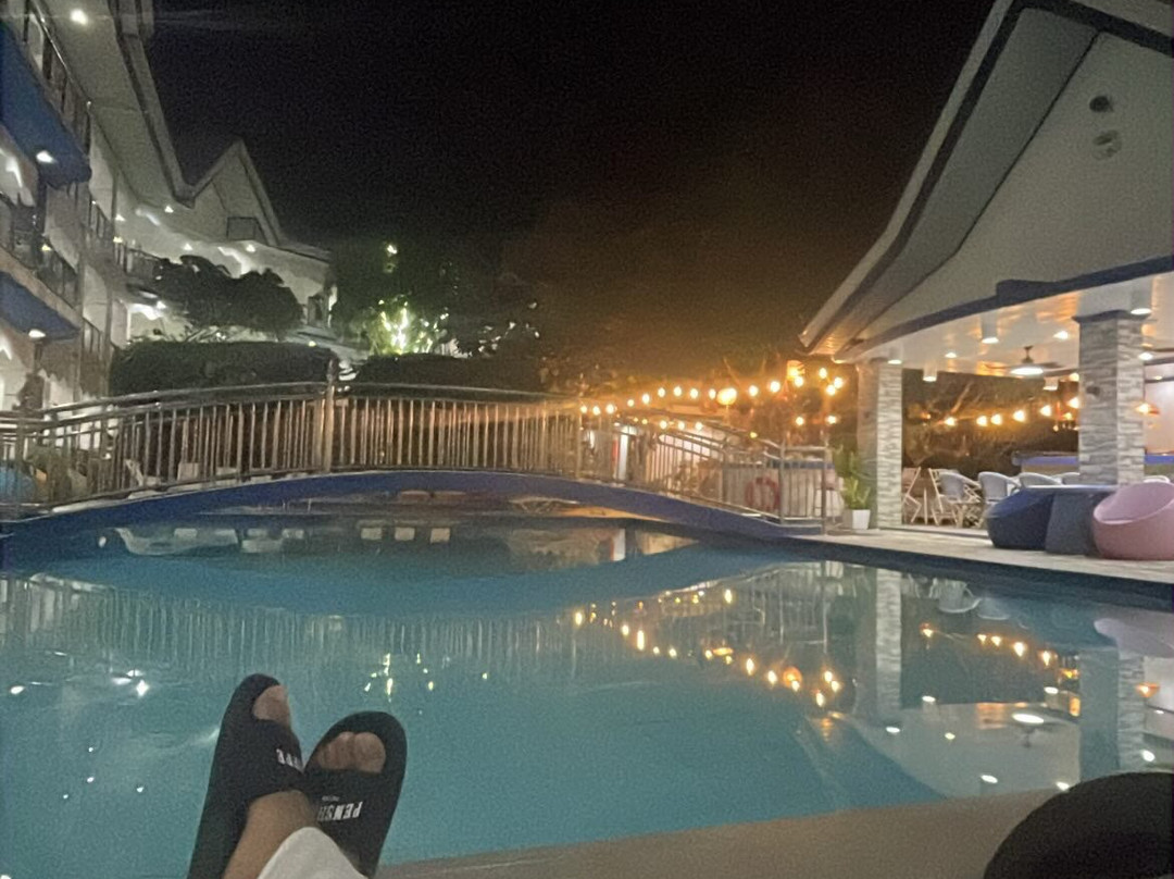 Santiago Cove Hotel and Restaurant主图