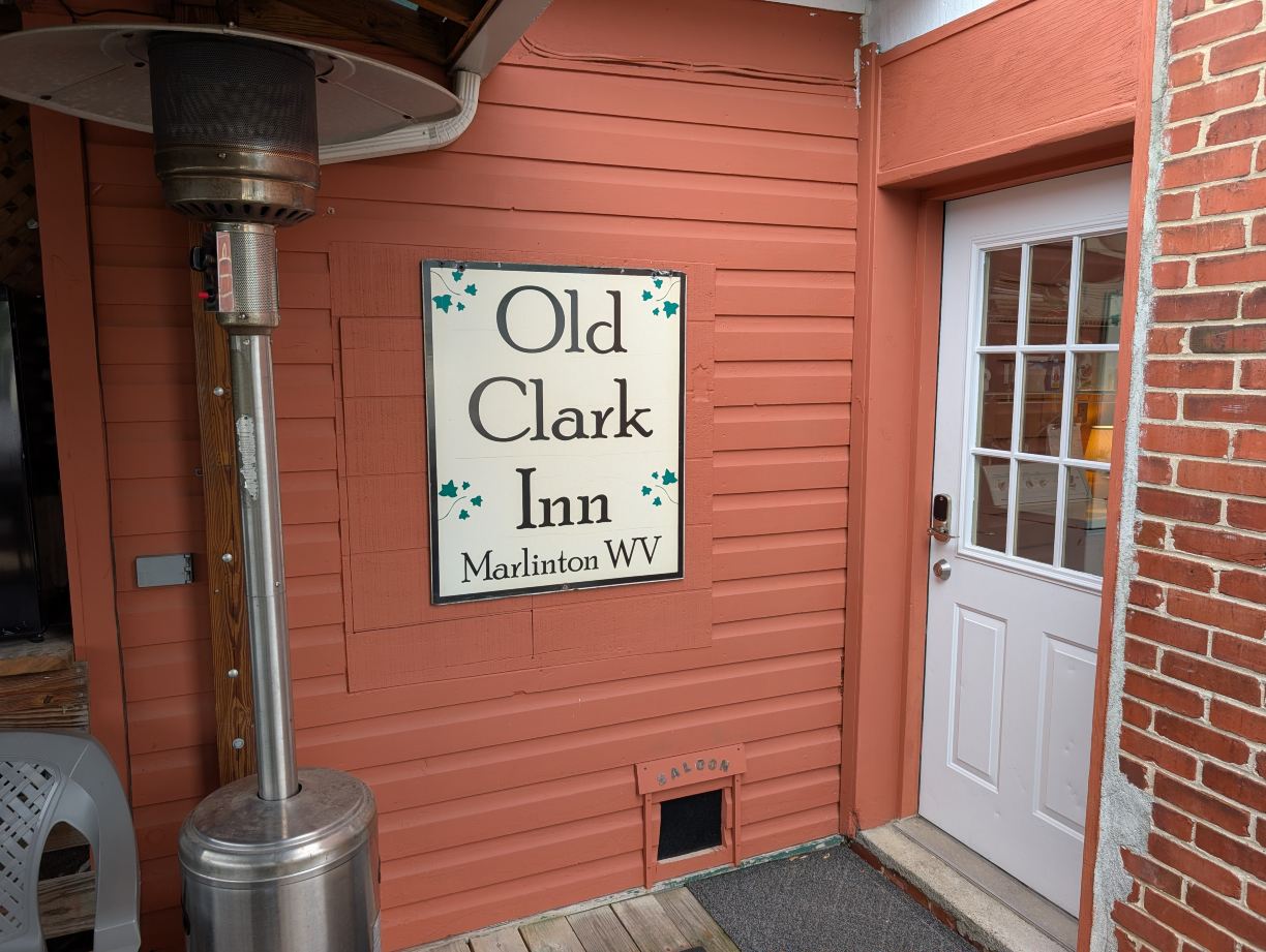 Old Clark Inn-度假村/酒店