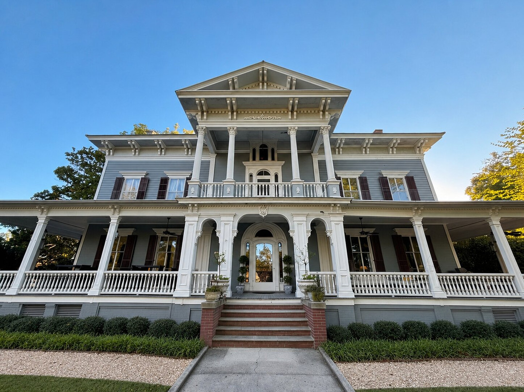Elmwood 1820 Bed & Breakfast Inn主图