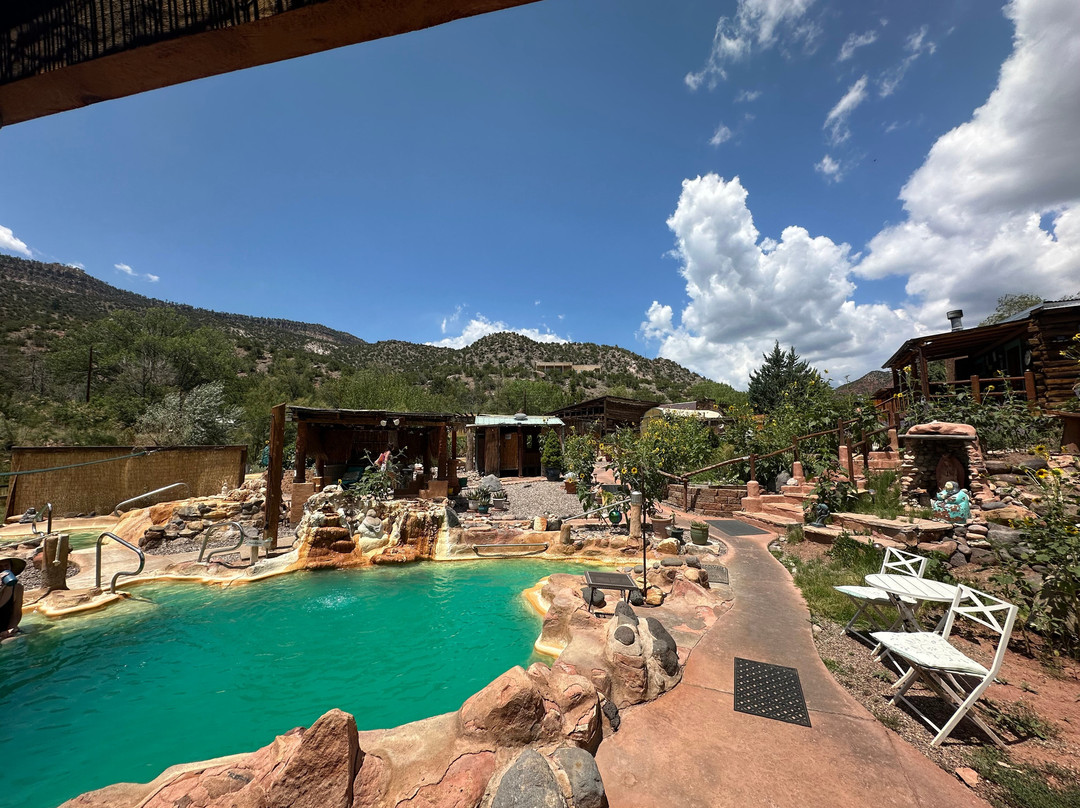 Jemez Hot Springs-Jemez Springs必去景点