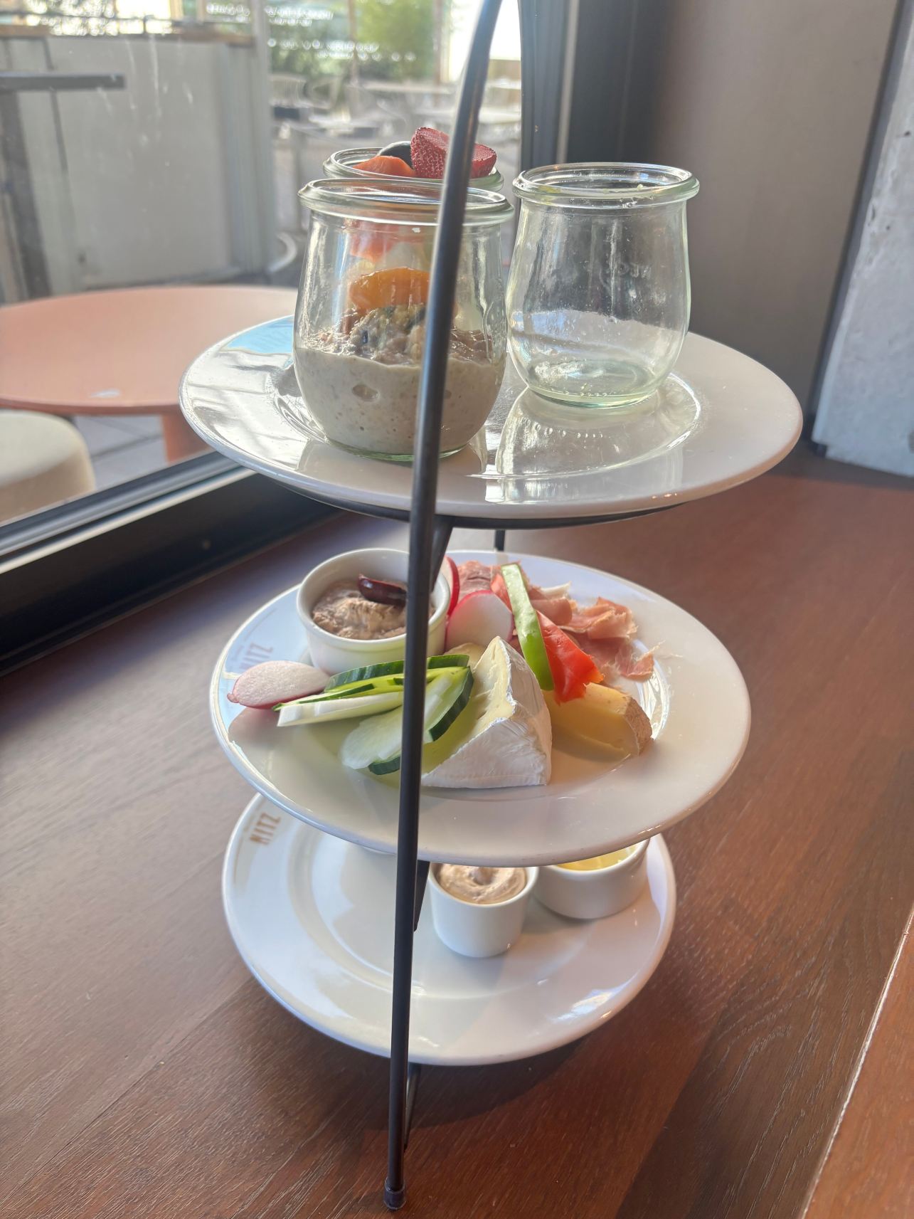 卡尔八月 - 邻居酒店-旅行者