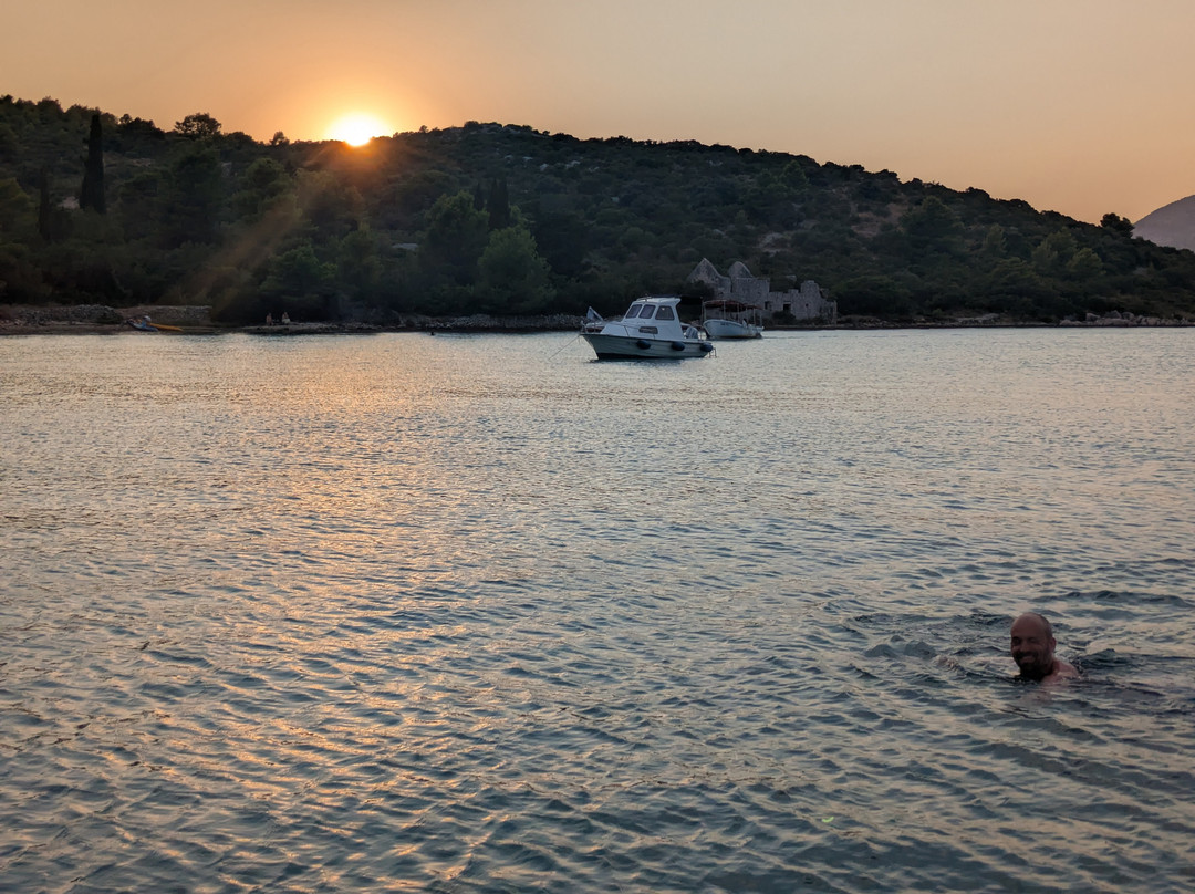 Kaštela Boat Tours-Kastel Kambelovac必去景点