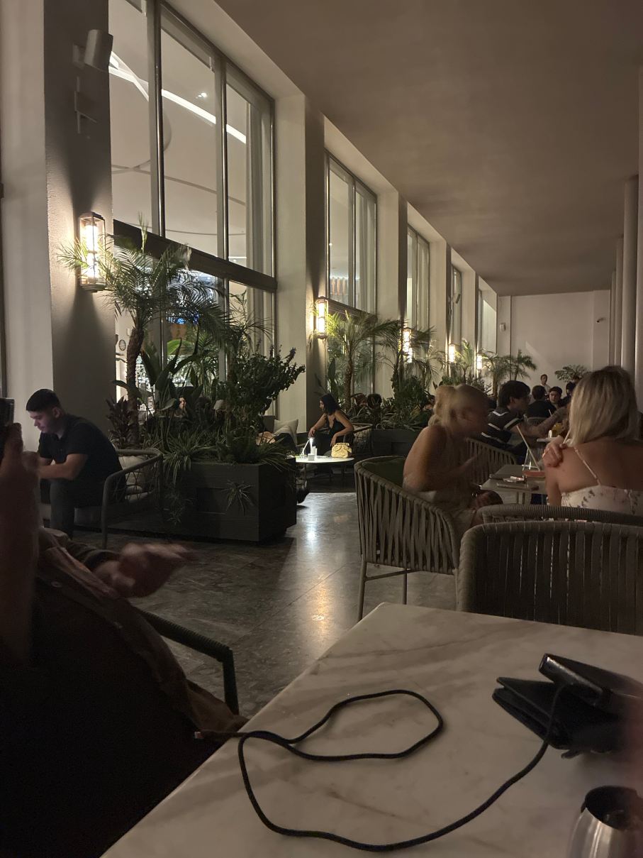 安塔利亚阿克拉酒店-旅行者
