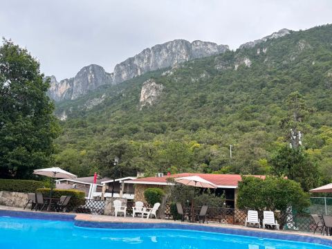 巴塞罗巴亚尔塔港酒店 - 全包-旅行者