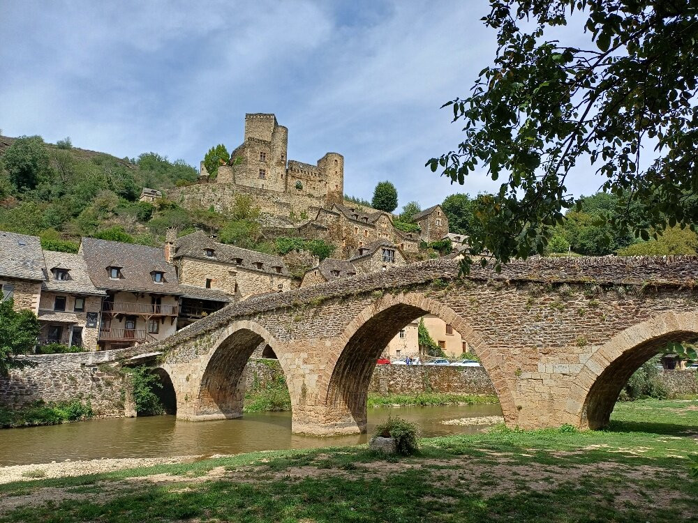 Belcastel village médiéval