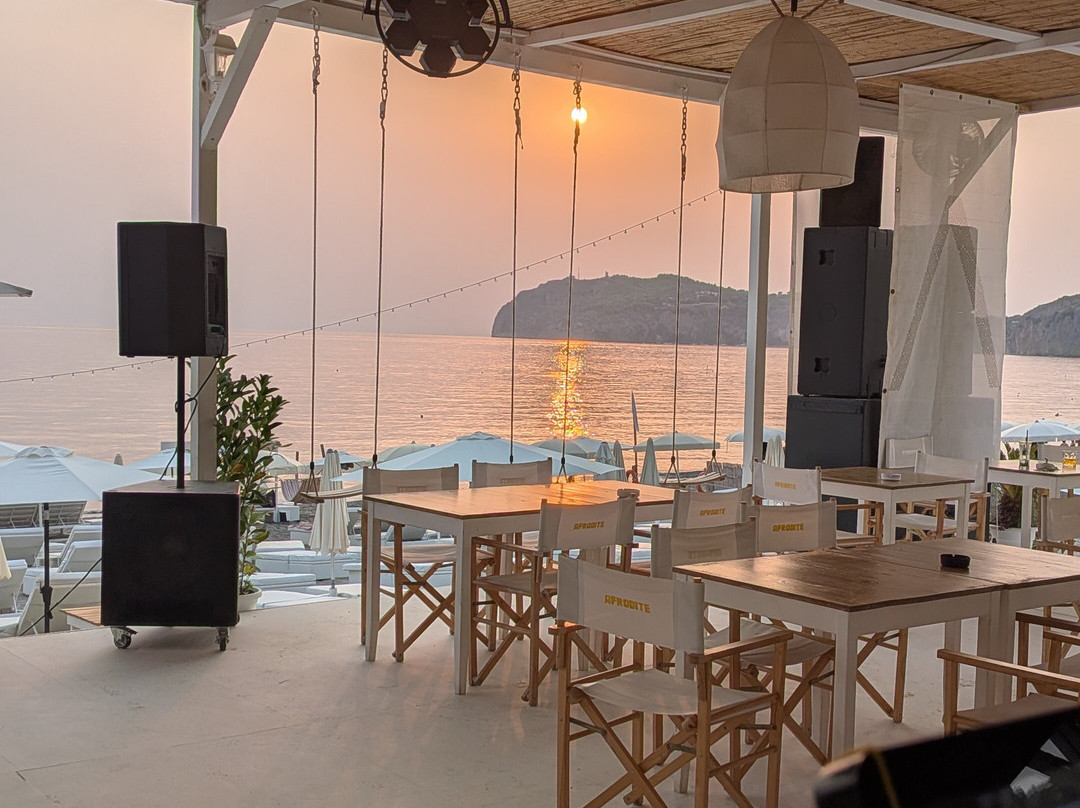 Afrodite Beach-Marina di Camerota必去景点