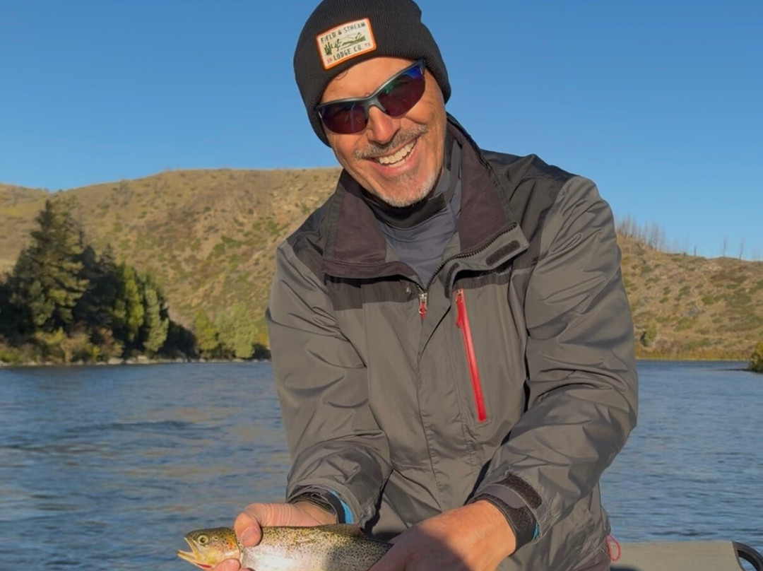 Montana Fly Fishing Guides-利文斯顿必去景点