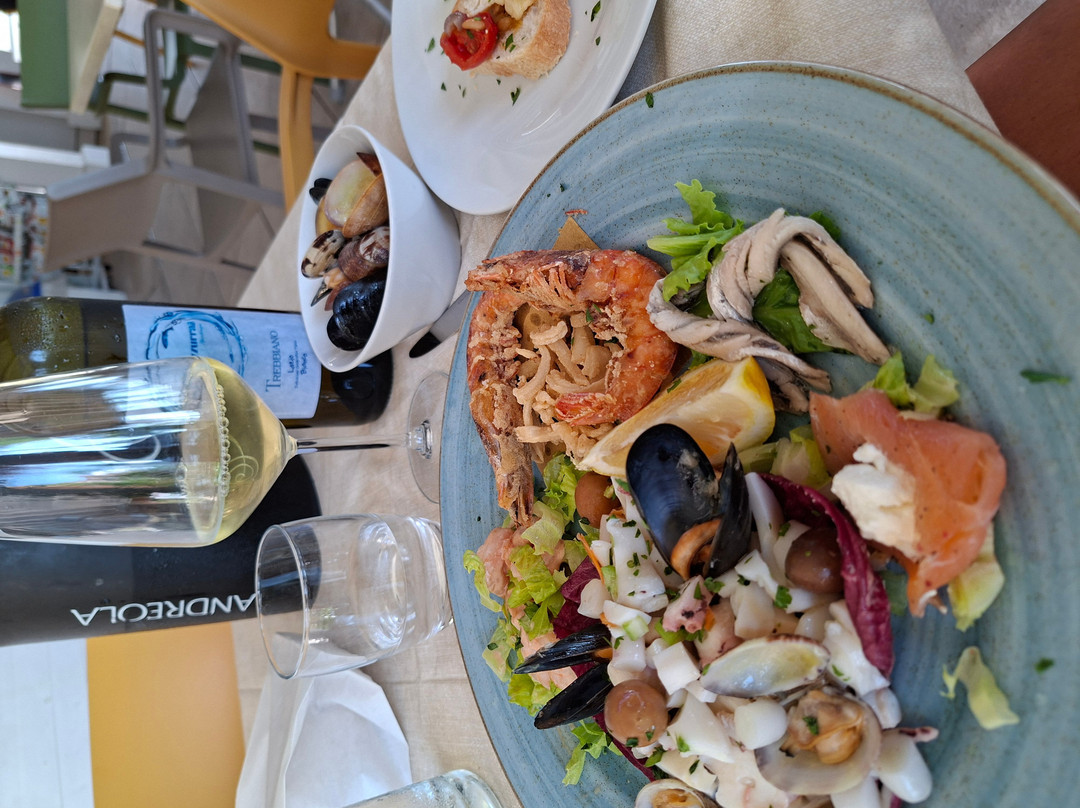 Lido Baia Azzurra-斯佩隆加必去景点