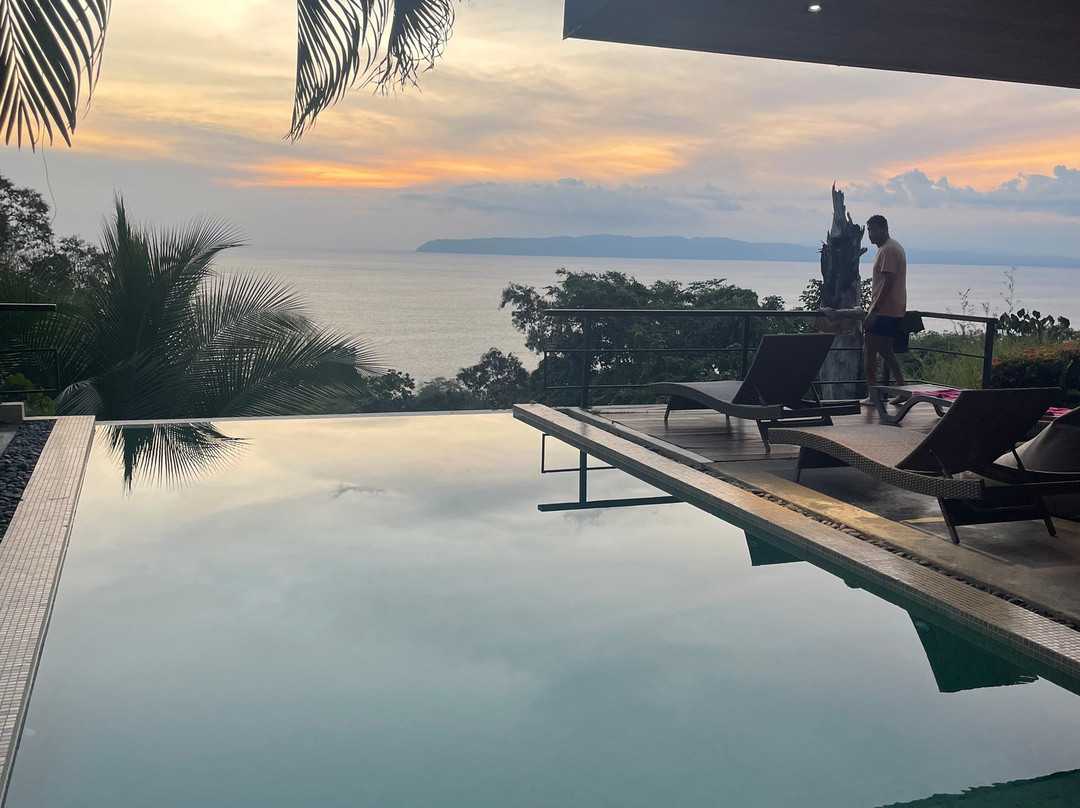 Mokum Surf Club - Costa Rica Surf Retreat-帕沃尼斯必去景点