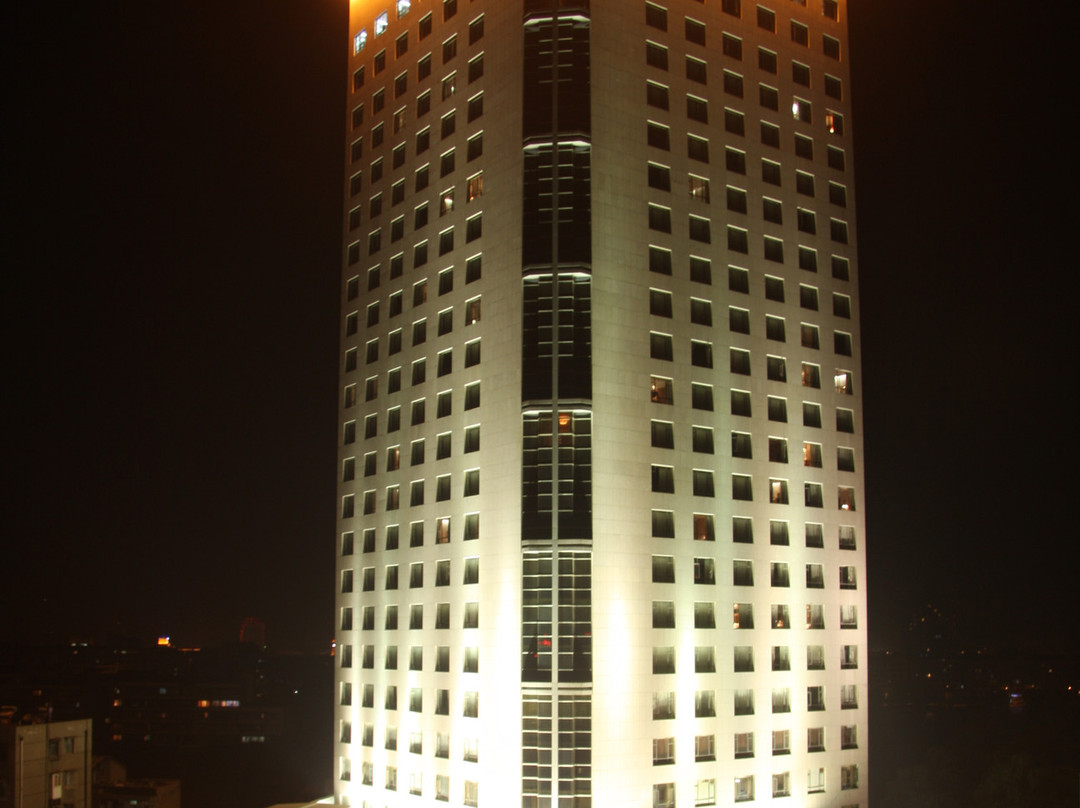 晶崴国际大酒店主图