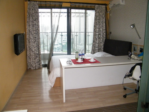 天美·Timmy Apartment（广州太古汇石牌桥地铁站店）主图