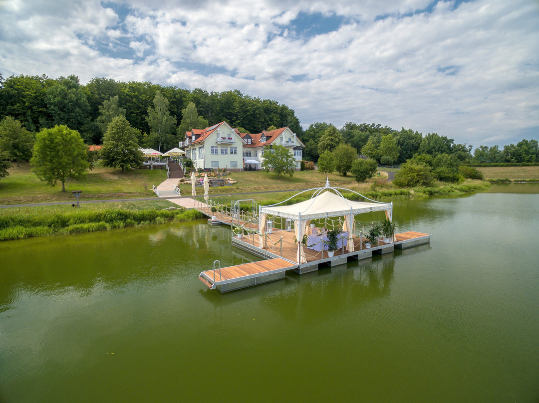 Neustadt酒店住宿-安特弗塔尔海景酒店