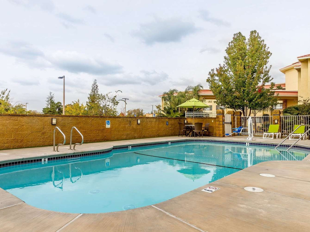 Comfort Inn & Suites Rocklin主图