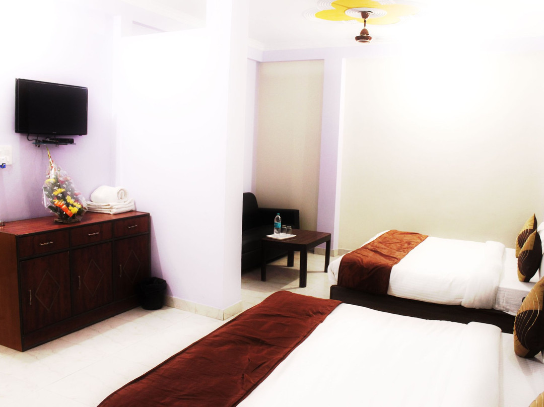 Raiwala酒店住宿-Hotel Apsara