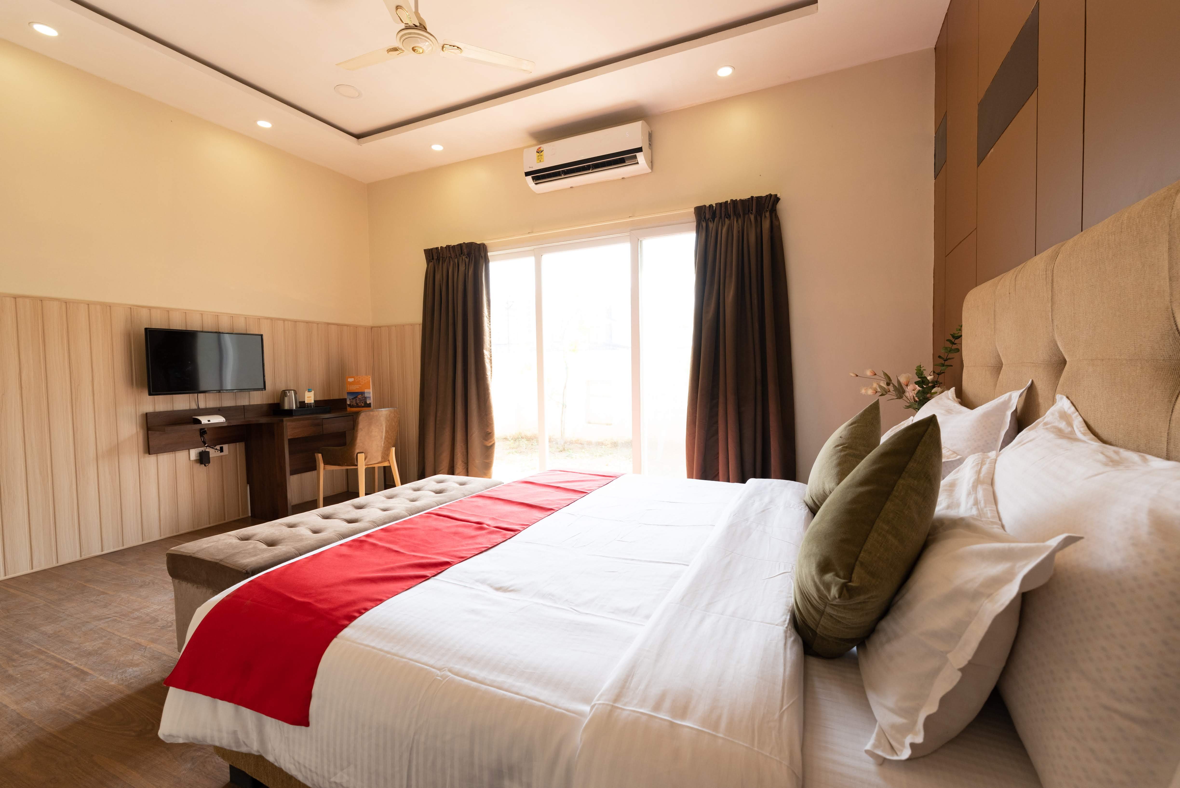 Hotel iSuite Luxor Undri Pune-官方