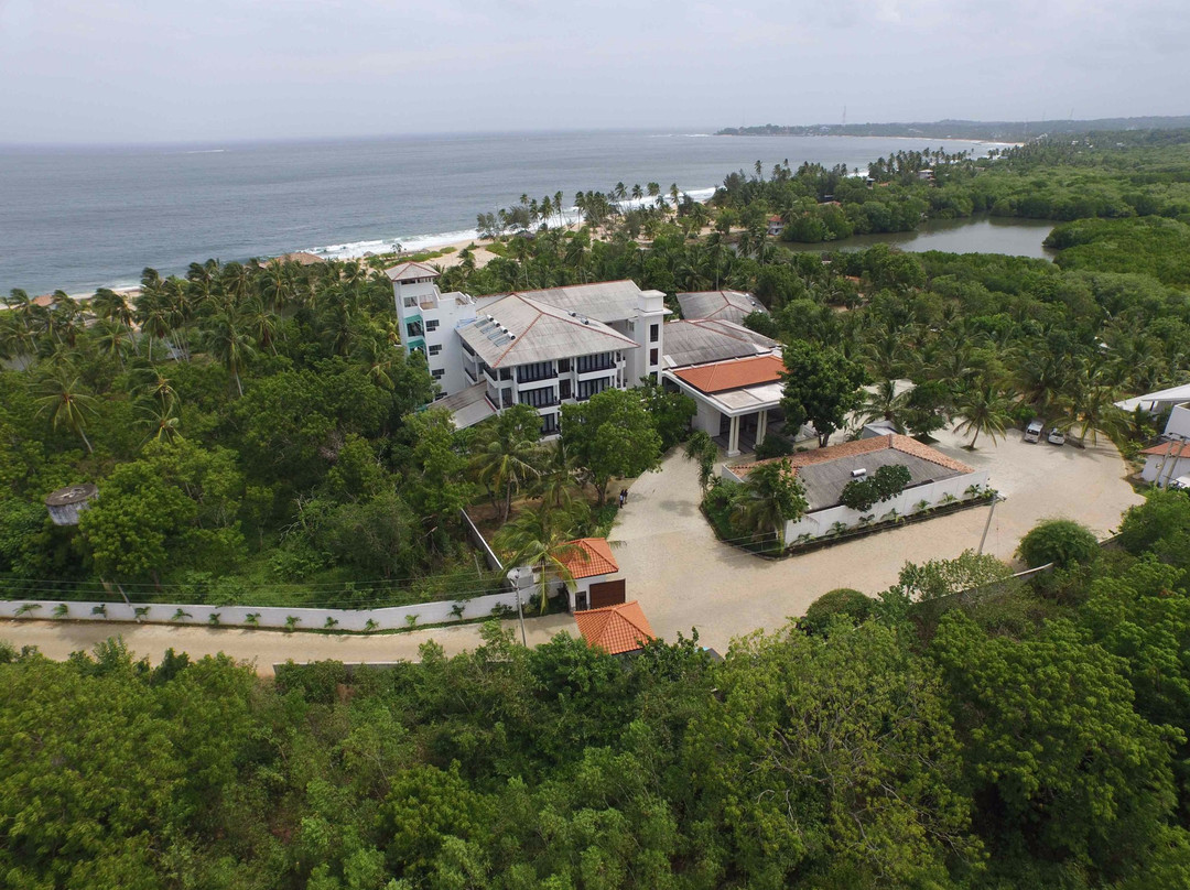 泻湖天堂海滩度假村